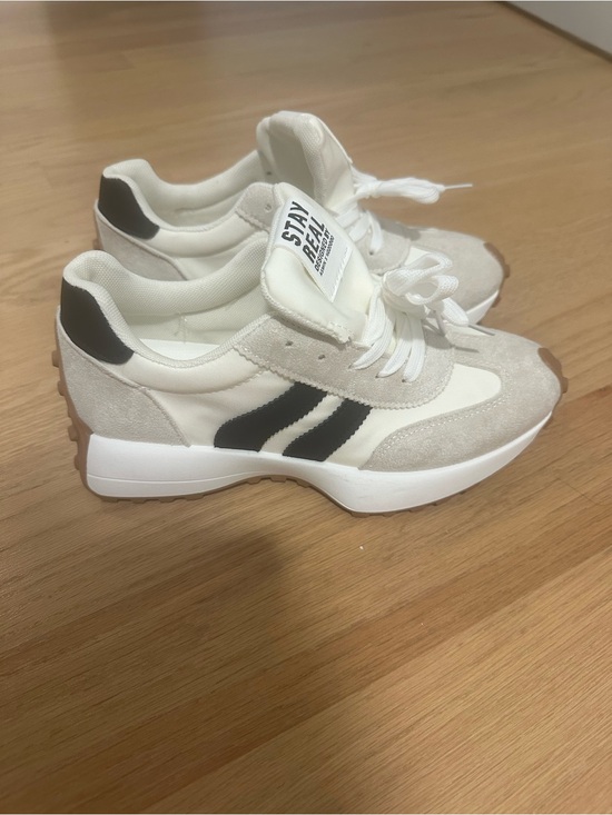 Shoes - Women’s size 8